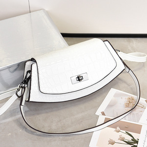 Sac incontournable printemps-été 2026 : Sac bandoulière tendance à chaîne pour femme, élégant et polyvalent - Product Image 3