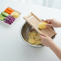 Verstelbare precisiesnijder Ui Aardappel Handmatige mandoline Family Series Massief hout Professioneel gadget Roestvrijstalen messen