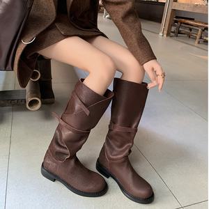 Bottes de neige mi-mollet polyvalentes et tendance pour femme, à enfiler, avec doublure en fourrure, talons épais pour l'automne/hiver - Product Image 4