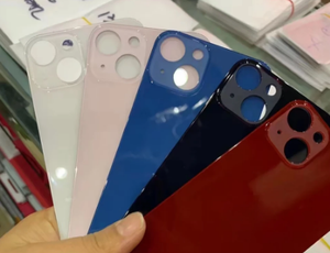 Carcasa de cristal trasera con orificio para lente grande para <span class=keywords><strong>iPhone</strong></span> 8 Plus X XS Max XR 11 <span class=keywords><strong>12</strong></span> 14 Pro <span class=keywords><strong>Mini</strong></span> SE cubierta de puerta trasera carcasas de teléfono móvil - Product Image 2