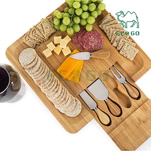 Juego de platos para servir de tabla para cortar queso de bambú con cuchillos rebanadores de 4 piezas - Product Image 4