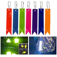 Accessoire de sac Porte-clés haute visibilité Automobile Porte-clés de voiture Style Décoration créative Ruban Sangle Réflecteur Pendentifs Cintre