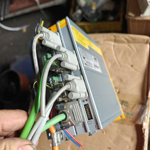 Contrôleur de variateur de vitesse COMPAX3 C3S063V2F12 I21 T40 M00 A11 pour C3S063V2F12 I21 T40 M00 A11 COMPAX3 D - Product Image 1