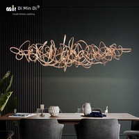 Suspension design linéaire personnalisable pour restaurant, bar, hall d'exposition, villa