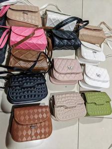 Bolsos de Marca Usados al por Mayor, Bolsos de Hombro, Ropa Usada para <span class=keywords><strong>Mujer</strong></span>, Surtido de Bolsos para <span class=keywords><strong>Mujer</strong></span> - Product Image 4