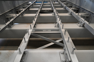 Màn hình rung ngang ba trục Chất lượng cao cho thiết bị sàng lọc cát khai thác với các thành phần cốt lõi mang động cơ - Product Image 4