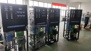 Sistema <span class=keywords><strong>de</strong></span> <span class=keywords><strong>Agua</strong></span> RO Comercial Autolimpiante <span class=keywords><strong>de</strong></span> 0.5T/H para <span class=keywords><strong>Agua</strong></span> <span class=keywords><strong>Potable</strong></span> en Resorts - Product Image 2