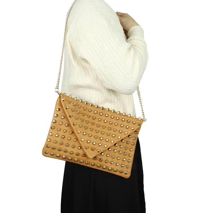 Bolso de embrague de mujer de hierro con patrón cruzado La Bolso de embrague de mujer de hierro con patrón cruzado La