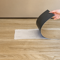 Losetas de Vinilo PVC Autoadhesivas Impermeables con Patrón de Madera de Estilo Moderno para Decoración de Interiores del Hogar