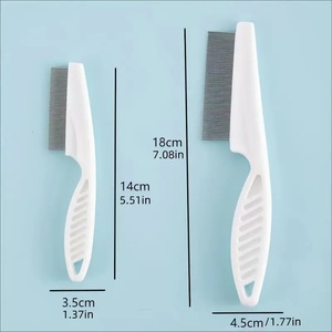 Peine para pulgas de acero inoxidable de dientes finos para eliminar el pelo de perros y gatos Three Cats Pet - Product Image 3