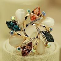Bros Bunga Kristal Rhinestone Trendy, Bros Opal Mawar, Bros Pernikahan untuk Wanita, Bros Kerah, Bros Mantel, Corsage