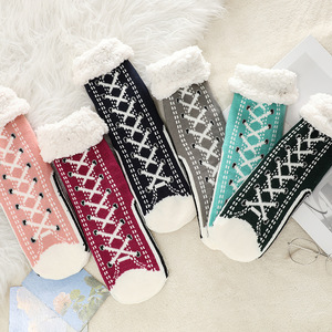 Chaussettes pantoufles pour femmes, best-seller, antibactériennes, en tricot torsadé, chaudes pour l'hiver, doublées de sherpa, moelleuses et duveteuses - Product Image 1