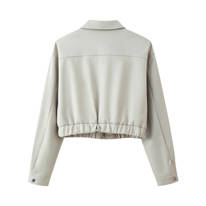 Ensemble personnalisé 2026 pour <span class=keywords><strong>femme</strong></span> : veste courte zippée et short bouffant, tenue deux pièces à col revers, OEM/ODM par une usine de vêtements chinoise - Product Image 3