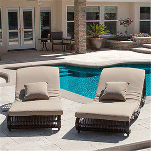 Set di Sedie Lounge in Rattan Moderno e Resistente per Esterni con Cuscini, Resistente ai Raggi UV e Impermeabile, per Spiaggia, Piscina, Cortile e Relax - Product Image 3