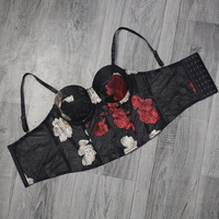 Vente en gros Top caraco vert clair de luxe avec broderie de fleurs Nouveau Crop Logo Cup Crochet Fermeture Corset Bustier Bra Top Manufacture