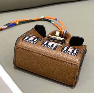 नई शैली लक्जरी पु चमड़े के मिनी बटुआ कार कुंजी श्रृंखला उपहार डिजाइनर सिक्का पर्स बैग पेंडेंट कीचेन - Product Image 4