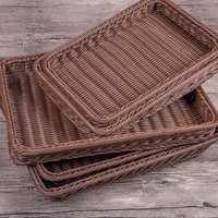 Retro Faux-Rattan Geweven IJzeren Frame Fruit- & Broodmand voor Supermarkt & Hotel Presentatie Snack & Traktatie Organizer Opbergmand