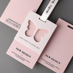 Etiquetas de ropa ecológicas impresas a medida con logotipos en relieve son una opción sostenible para calzado y equipaje. - Product Image 1
