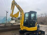 Mini-excavatrice sur chenilles hydraulique Komatsu PC35MR d'occasion, 4 tonnes, queue courte, moteur, pompe et roulement d'origine japonaise, faible nombre d'heures de fonctionnement