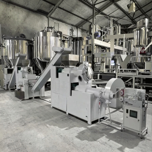 Chaîne de production semi-automatique complète pour la fabrication de savons de bain hôteliers, avec machine distributrice de savon à petite dose, prix compétitif au Nigeria - Product Image 5