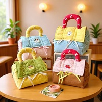 Sac de rangement pour maquillage ODM multicolore, adorable motif maison de dessin animé, grande capacité, sac de toilette décoratif à porter à la main pour femmes