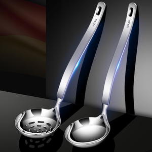 Juego de cucharones para olla caliente de acero inoxidable 304, 2 piezas, cucharón para sopa de alta resistencia y colador, utensilios de cocina moldeados en una sola pieza - Product Image 1