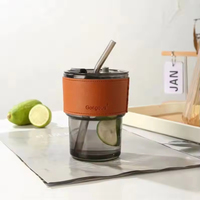 Gobelet en verre tendance avec couvercle et paille réutilisable – Vente en gros de gobelets en verre personnalisables avec logo