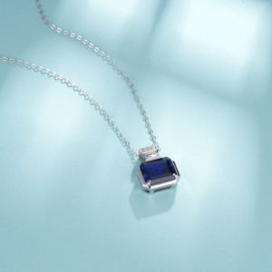 925 Silver Water Bottle Sapphire Pendant Square Diamond Light Luxury Collar Chain - Product Image 3