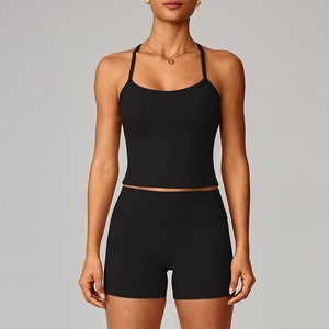 ชุดโยคะ 2 ชิ้น ขายส่ง สำหรับผู้หญิง เสื้อชั้นในกีฬาระบายอากาศ กางเกงเลกกิ้งเอวสูง ชุดออกกำลังกาย ชุดโยคะ กางเกงขาสั้น - Product Image 2