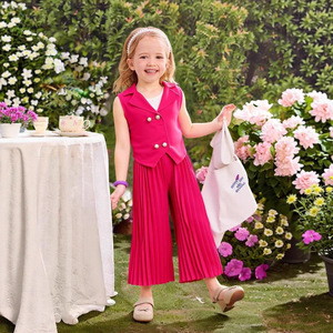 Completo Estivo 2025 per Bambine: Canotta Senza Maniche e Pantaloni con Volant, Set Due Pezzi Casual, Abbigliamento Boutique per Bambini - Product Image 1