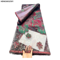 Nouveau tissu en brocart jacquard floral brodé de fleurs rétro à la mode italienne, tissu en dentelle de brocart de Guinée pour robe