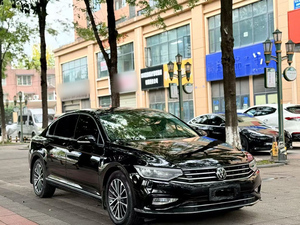 VW 2018 pour Volkswagen Magotan 380TSI DSG Édition Luxe Traction Avant Voiture d'occasion Sièges en Cuir Régulateur de Vitesse Adaptatif R17 Gauche Foncé <span class=keywords><strong>Pas</strong></span> Cher Voitures - Product Image 2