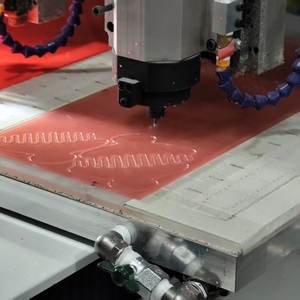 Qianjin カスタムロゴ 個性的でカラフルなラインストーン アセテート製ヘアクリップ 女性向け デイリーユース・ギフト用 - Product Image 4