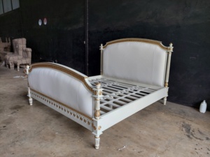Luxury Upholstered Wooden <b>Bed</b> <b>Frame</b> Modern Bedroom Furniture Design - Product Image 5