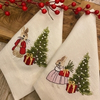 Serviettes de table en lin pour le dîner de Pâques, broderie Peter Rabbit, motif floral, serviettes de table pour les fêtes de printemps, décoration de table pour la maison