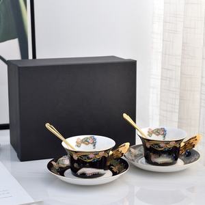 Venta al por mayor de juego de café de cerámica de lujo con asa dorada de estilo europeo occidental y juego de tazas de té de porcelana fina. - Product Image 2