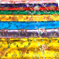 Tissu en polyester jacquard Colorfast pour rideaux/vêtements-haute durabilité, teinture en solution, conception OEKO-TEX et personnalisée en gros