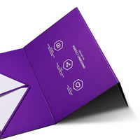 Boîte de papier en carton rigide à insertion doublée de satin personnalisée Boîte magnétique noire de type logo de marque imprimée Emballage pour cadeau