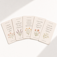 Cartes Oracle Spirituelles et Inspirantes pour Femmes : Messages d'Affirmation Quotidiennes avec Illustrations Florales Délicates – Cadeau Idéal