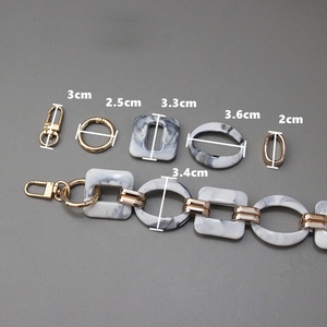 Gói Cá Tính Chuỗi Acrylic + Kim Loại Tortoise Shell Acrylic Nâu Chuỗi Với Hình Bầu Dục Liên Kết Chuỗi Túi Xách Phụ Kiện - Product Image 5