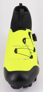 Chaussures de cyclisme VTT à semelle en caoutchouc durable, à coupe haute, avec boucle réglable, logo personnalisé OEM, faible MOQ, pour entraînement sportif - Product Image 4