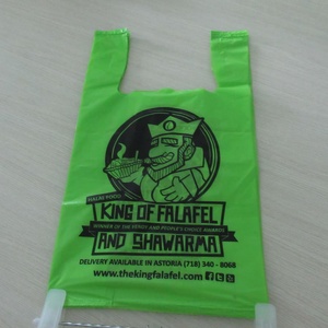 Bolsas de Compra de Material Reciclado Tipo Camiseta con Fuelle Lateral y Asa de Tirantes, Diseño Duradero, Impresión Personalizada - Product Image 3