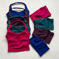 Conjunto de 2 piezas de sujetador deportivo y shorts de yoga de cintura alta color melocotón, con efecto de realce de abdomen y cadera, antichoque y cuello halter