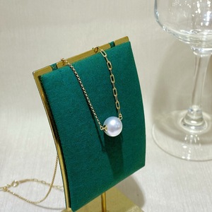 สร้อยคอจี้ทองคำขาว 18K สำหรับผู้หญิง ประดับมุกธรรมชาติ ดีไซน์เรียบหรู ระดับไฮเอนด์ สร้อยคอแบบคล้องไหปลาร้า ของขวัญสำหรับฤดูใบไม้ผลิและฤดูร้อน - Product Image 3