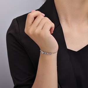Flower Pattern <b>Adjustable</b> <b>Bracelet</b> Copper Alloy Claw Setting Everyday Wear - Product Image 4