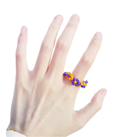 BINSHUO Kleine Perlen Ringe Blumen schmuck Großhandel Mehrfarbige Gänseblümchen Kunststoff Blumen Perlen Ringe für Frauen