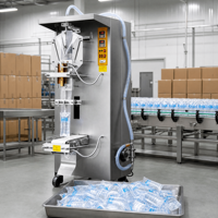 Équipement de remplissage et d'emballage simple d'utilisation pour le lait avec une machine de scellage efficace, machine de remplissage automatique de liquides