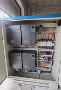 ตัวแปลงไฟฟ้าเฟสเดียวเป็นสามเฟส สำหรับควบคุมความเร็วมอเตอร์ 220V เป็น 380V ขนาด 1.5kW-55kW - Product Image 3
