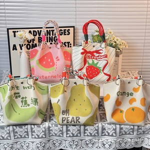 Sac fourre-tout en tricot à imprimé fruits mignon 2026, grande capacité, sac à main portable, sac de voyage pour maquillage, sac seau pour femmes, vente en gros - Product Image 1