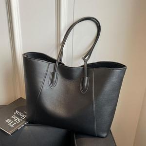 Femmes en cuir PU grande capacité messager épaule bandoulière sac fourre-tout à la mode unique fermeture éclair sac à main hiver sortie magasin - Product Image 3